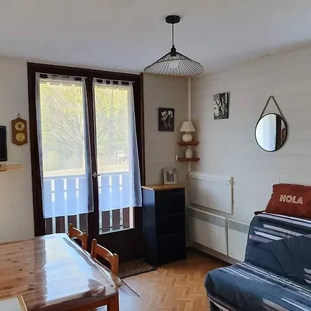 Apartment 5 Personnes Au Pied Des Pistes Lelex